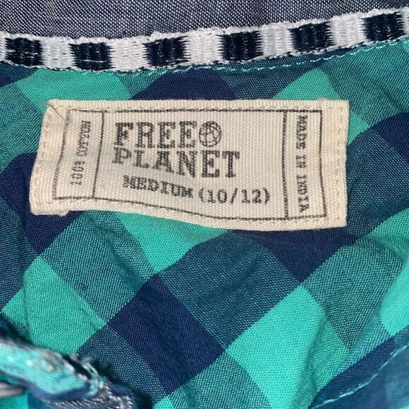 ✨HP✨Free Planet Fennel Checkered Button Down Shirt ✨ - Picture 4 of 6